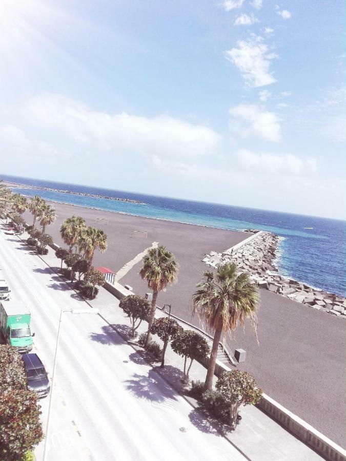 サンタ・クルス・デ・ラ・パルマ スペインAvenida Maritimaアパートメント エクステリア 写真